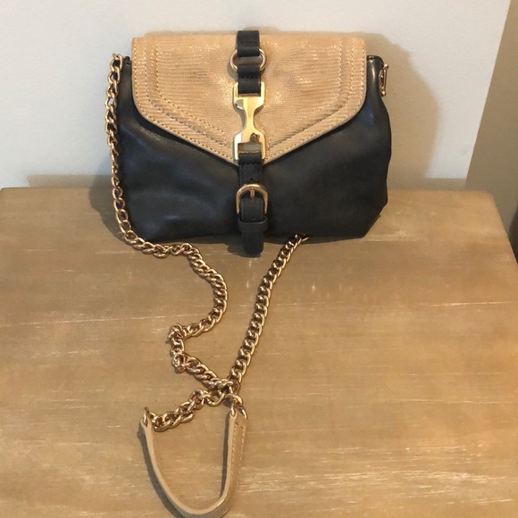 Ann Taylor Handbags - Ann Taylor purse